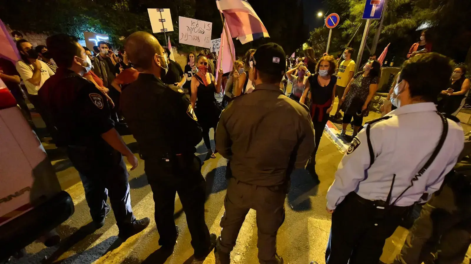 חסימת רחוב ז'בוטינסקי ירושלים, 24 באוקטובר 2020 חסימת רחוב ז'בוטינסקי ירושלים, 24 באוקטובר 2020