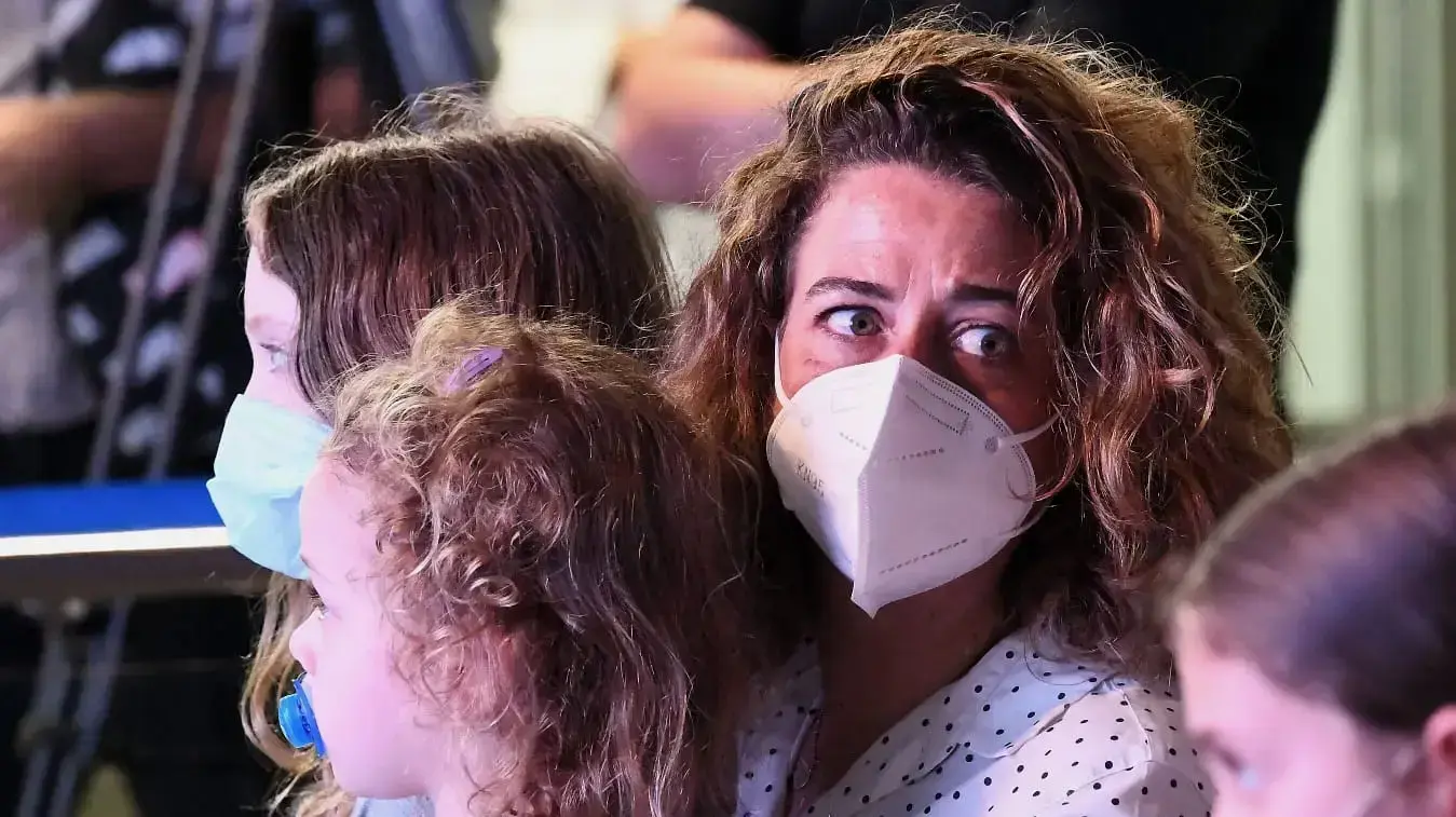 נועה רבין במהלך מייצג עצרת הנרות הגדולה לציון 25 שנה לרצח יצחק רבין 29 באוקטובר 2020 

