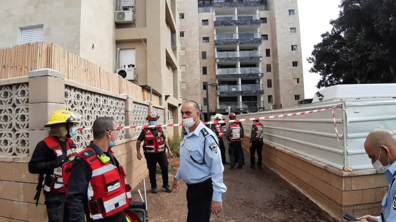 חשש לחיי אדם באירוע הצפה במרתף של בניין שנמצא בשלבי תמ"א ברחוב המעפילים באשדוד, 4 בנובמבר 2020 חשש לחיי אדם באירוע הצפה במרתף של בניין שנמצא בשלבי תמ"א ברחוב המעפילים באשדוד, 4 בנובמבר 2020