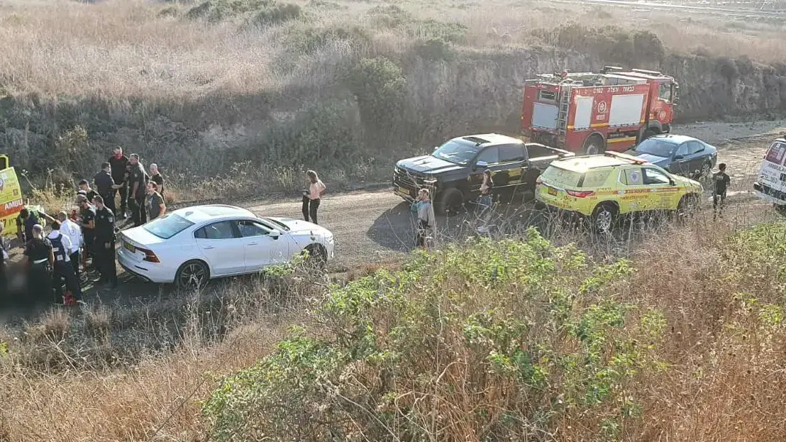 התרסקות צנחן בחוף הכרמל, נפצע באורח קשה. 17 בנובמבר 2020 התרסקות צנחן בחוף הכרמל, נפצע באורח קשה. 17 בנובמבר 2020
