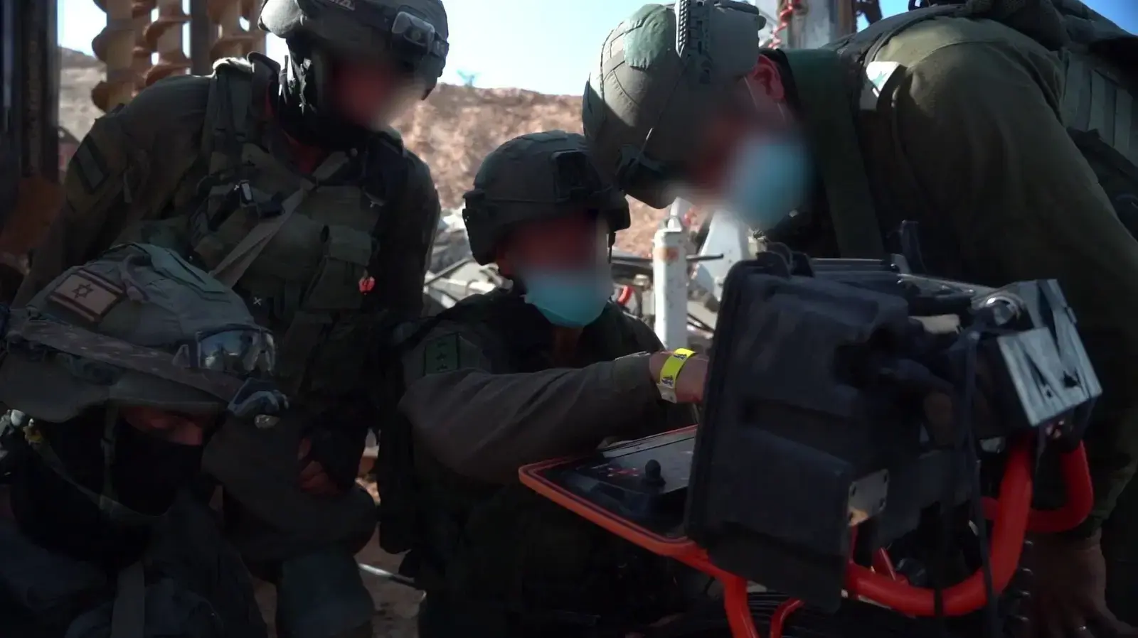 פעילות צה"ל ברקע חשיפת המנהרה של חמאס והצגת טכנולוגיות הגנה על גבול הרצועה פעילות צה"ל ברקע חשיפת המנהרה של חמאס והצגת טכנולוגיות הגנה על גבול הרצועה