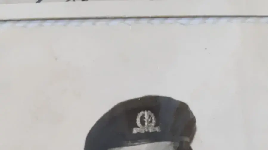 אהרון שחק במהלך שירותו הצבאי אהרון שחק במהלך שירותו הצבאי