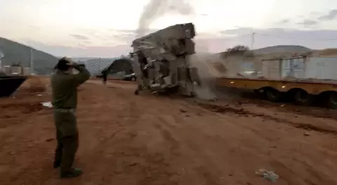  טנק מתפך במהלך עלייה על מוביל 22 בנובמבר 2020 