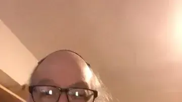 ג'ונתן פולארד ורעייתו לאחר הסרת האזיק האלקטרוני 22 בנובמבר 2020 ג'ונתן פולארד ורעייתו לאחר הסרת האזיק האלקטרוני 22 בנובמבר 2020