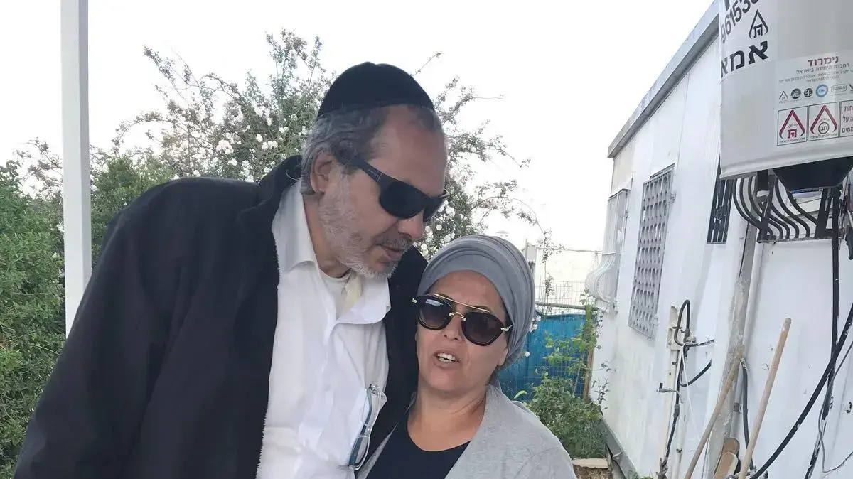 רחל ורונן הזכאים לבית מגורים בגבעת המטוס רחל ורונן הזכאים לבית מגורים בגבעת המטוס