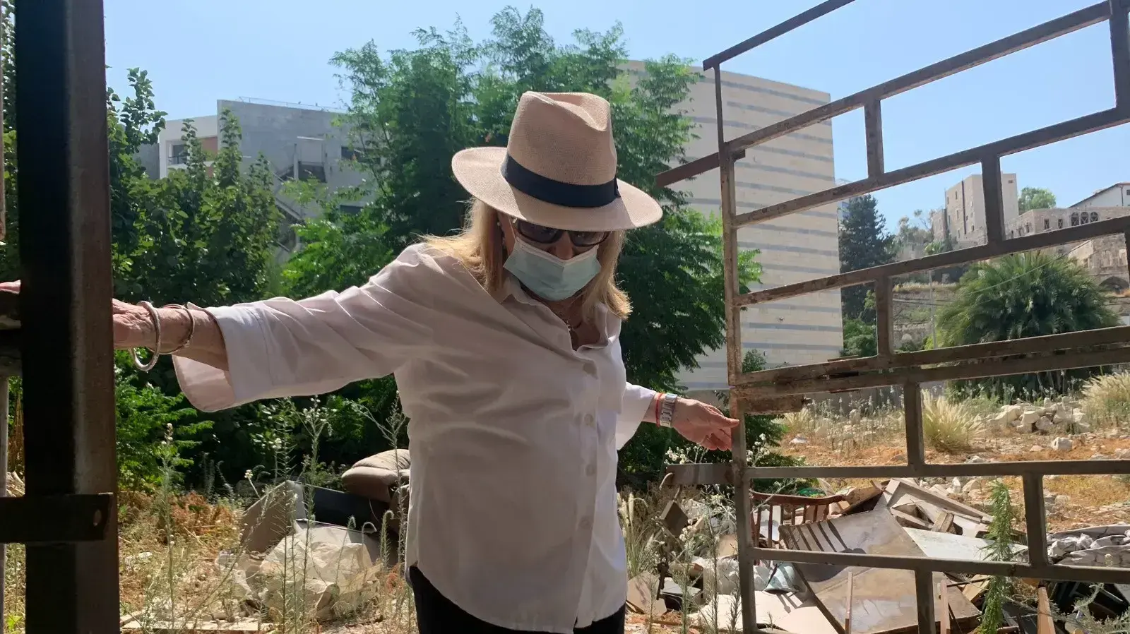 אמירה שוקרי נכדתו של חסן שוקרי אמירה שוקרי נכדתו של חסן שוקרי