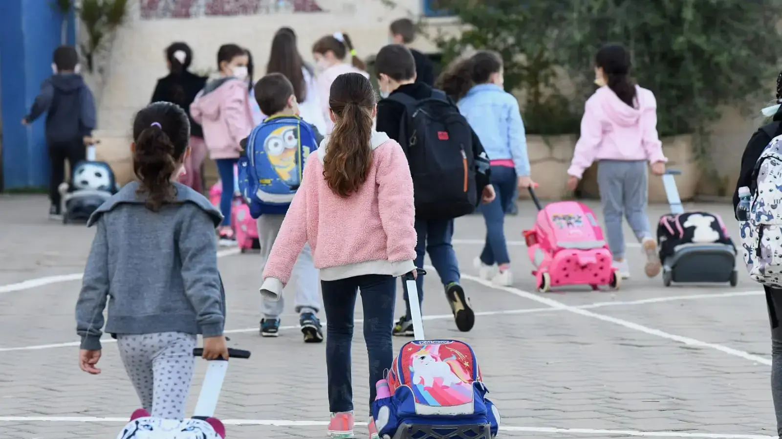 תלמידי כיתות ה-ו חוזרים ללימודים, בי"ס עוזי חיטמן, פתח תקווה, 24 בנובמבר 2020