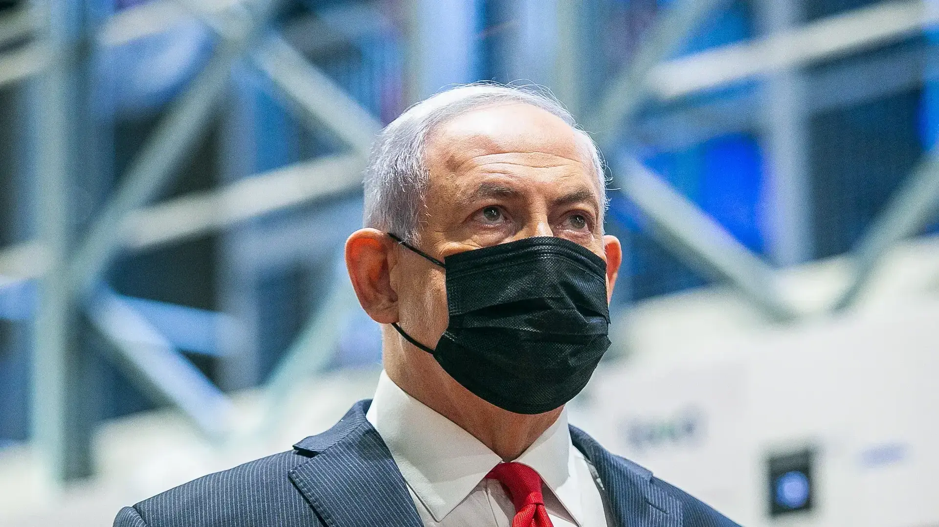 רה"מ נתניהו ושר הבריאות אדלשטיין יבקרו ב"מרכז הלוגיסטי טבע סלא", שעתיד לקלוט, לאחסן ולשנע את החיסונים נגד הקורונה בתנאים מיוחדים, מרכז לוגיסטי "טבע סלא", אזור תעשיה חבל מודיעין, 26 בנובמבר 2020 רה"מ נתניהו ושר הבריאות אדלשטיין יבקרו ב"מרכז הלוגיסטי טבע סלא", שעתיד לקלוט, לאחסן ולשנע את החיסונים נגד הקורונה בתנאים מיוחדים, מרכז לוגיסטי "טבע סלא", אזור תעשיה חבל מודיעין, 26 בנובמבר 2020
