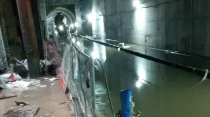 ננזקי מזג האוויר | תעלת הרכבת הקלה ברחוב בן גוריון, רמת גן מוצפת במים 26 בנובמבר 2020 ננזקי מזג האוויר | תעלת הרכבת הקלה ברחוב בן גוריון, רמת גן מוצפת במים 26 בנובמבר 2020