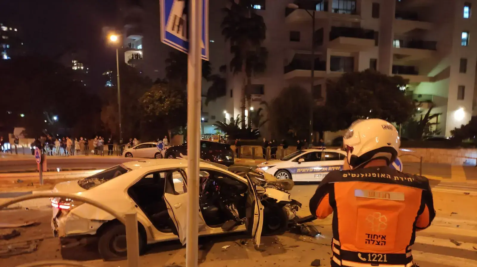 זירת פיצוץ הרכב בראשון לציון 1 בדצמבר 2020 זירת פיצוץ הרכב בראשון לציון 1 בדצמבר 2020