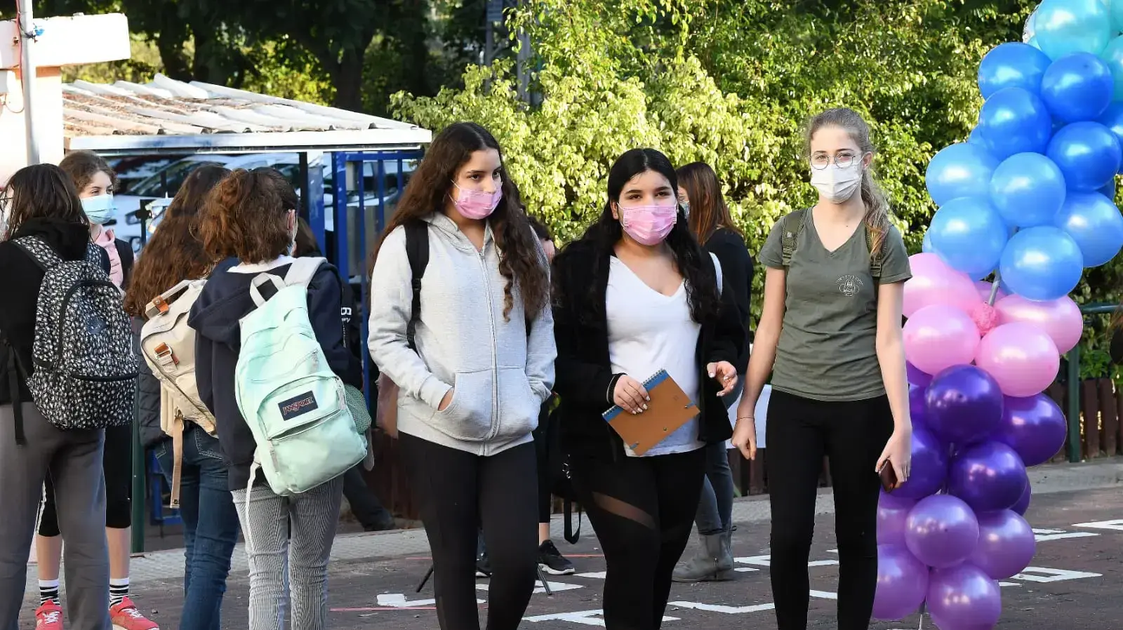 תלמידים חוזרים ללימודים, חטיבת ביניים השרון, רעננה, 6 בדצמבר 2020 תלמידים חוזרים ללימודים, חטיבת ביניים השרון, רעננה, 6 בדצמבר 2020