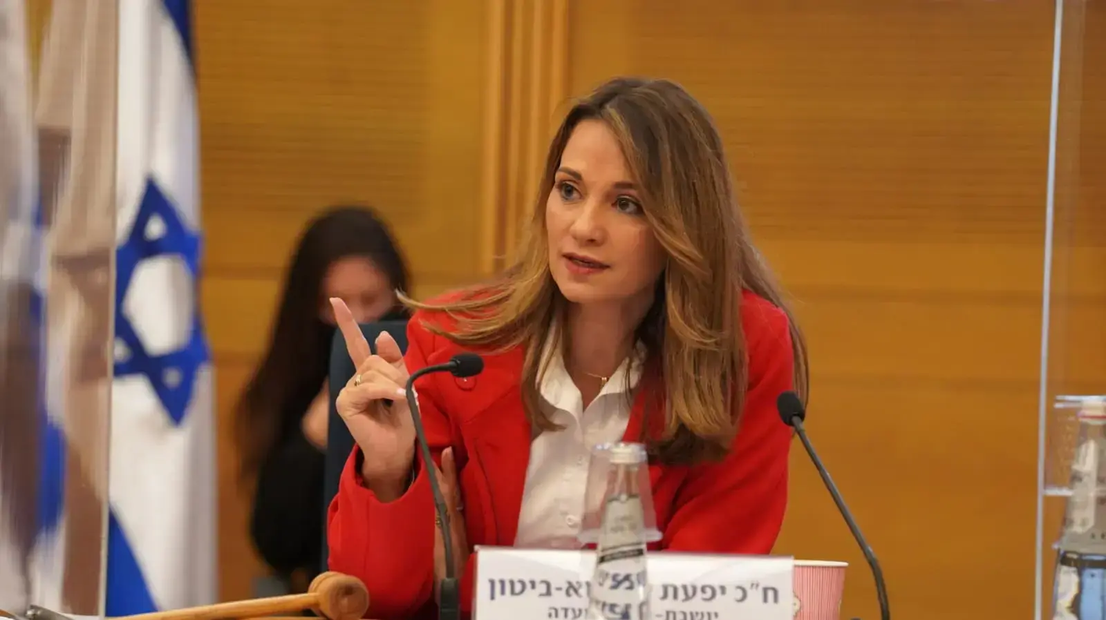 דיון בוועדת הקורונה דיון בוועדת הקורונה