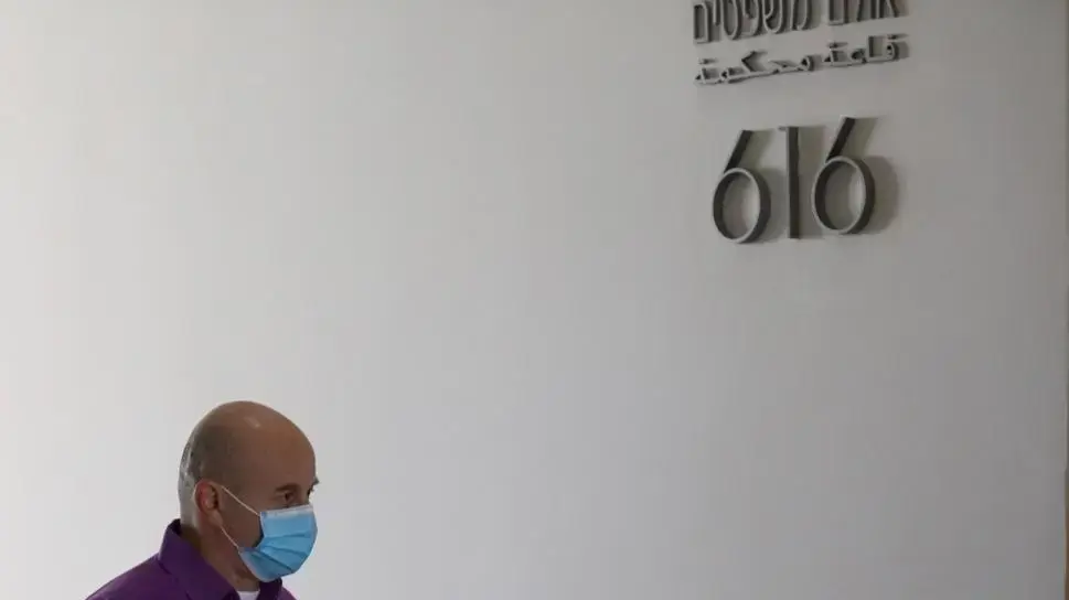 ד"ר אהוד מירון, בבית המשפט המחוזי, היום. ד"ר אהוד מירון, בבית המשפט המחוזי, היום.