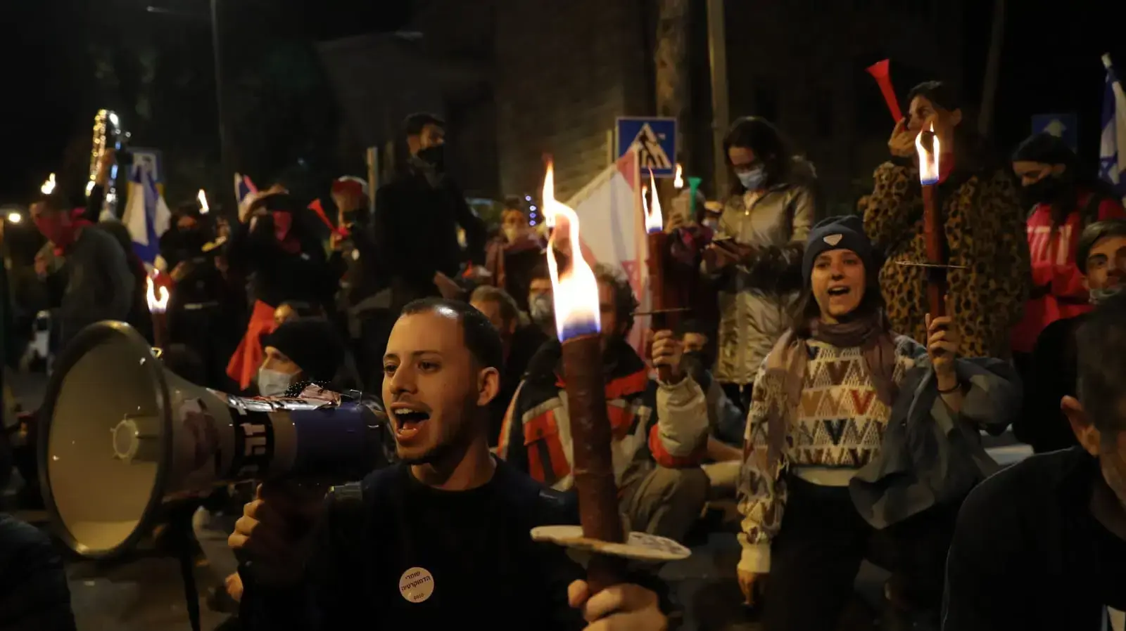 הפגנת הדגלים השחורים. מול מעון רה"מ, ירושלים 12 בדצמבר 2020 הפגנת הדגלים השחורים. מול מעון רה"מ, ירושלים 12 בדצמבר 2020