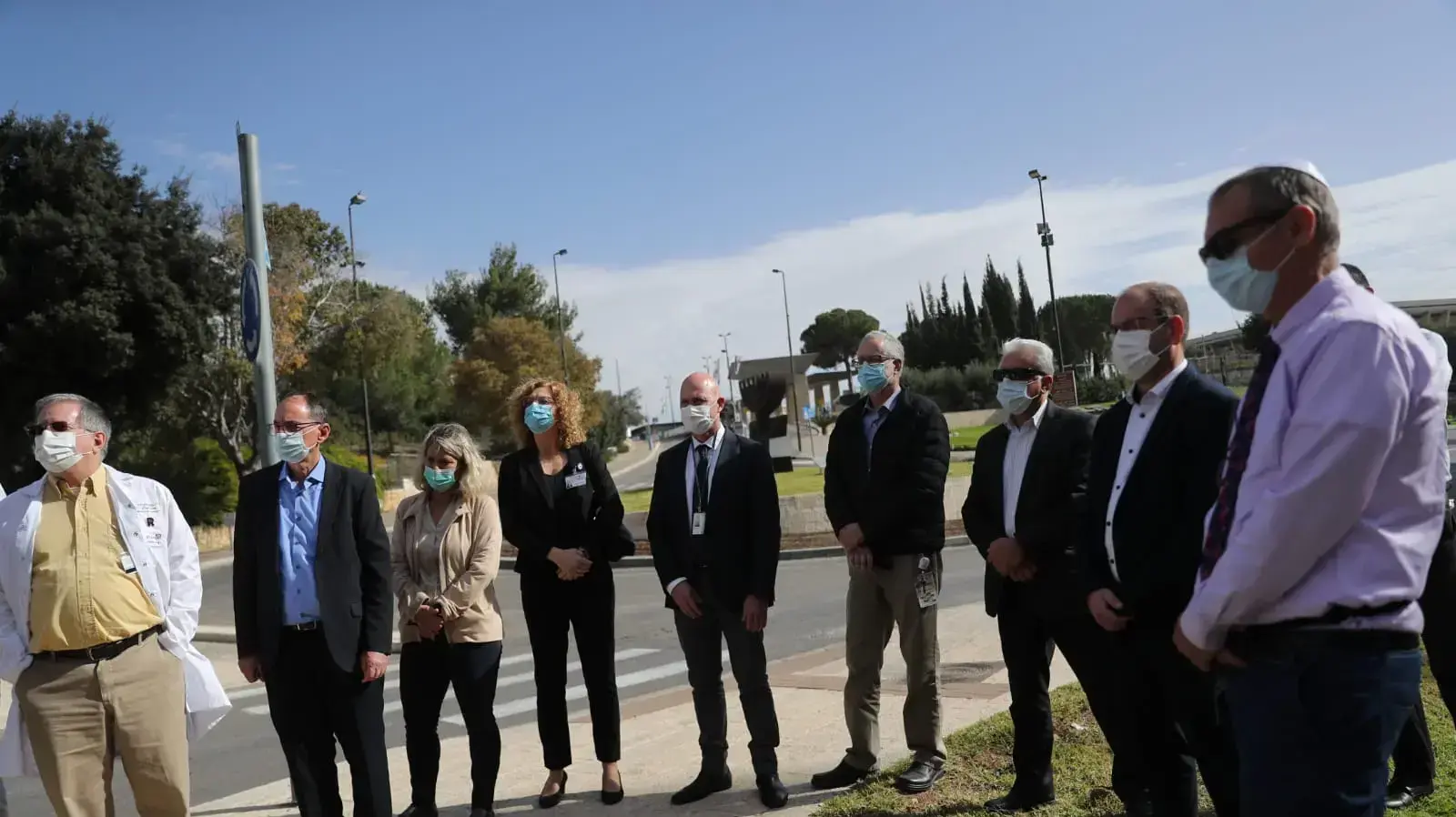 מחאה | מנהלי בית החולים הציבוריים כנגד חוק הקאפ. מול בנייני משרד האוצר, ירושלים 13 בצדמבר 2020 מחאה | מנהלי בית החולים הציבוריים כנגד חוק הקאפ. מול בנייני משרד האוצר, ירושלים 13 בצדמבר 2020