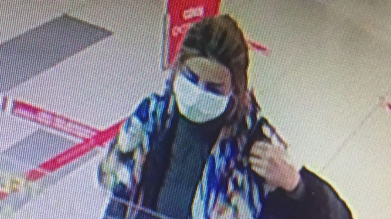 אישה החשודה כמרגלת איראנית שפיתתה את מתנגד המשטר חביב שעב בטורקיה, אוקטובר 2020 אישה החשודה כמרגלת איראנית שפיתתה את מתנגד המשטר חביב שעב בטורקיה, אוקטובר 2020