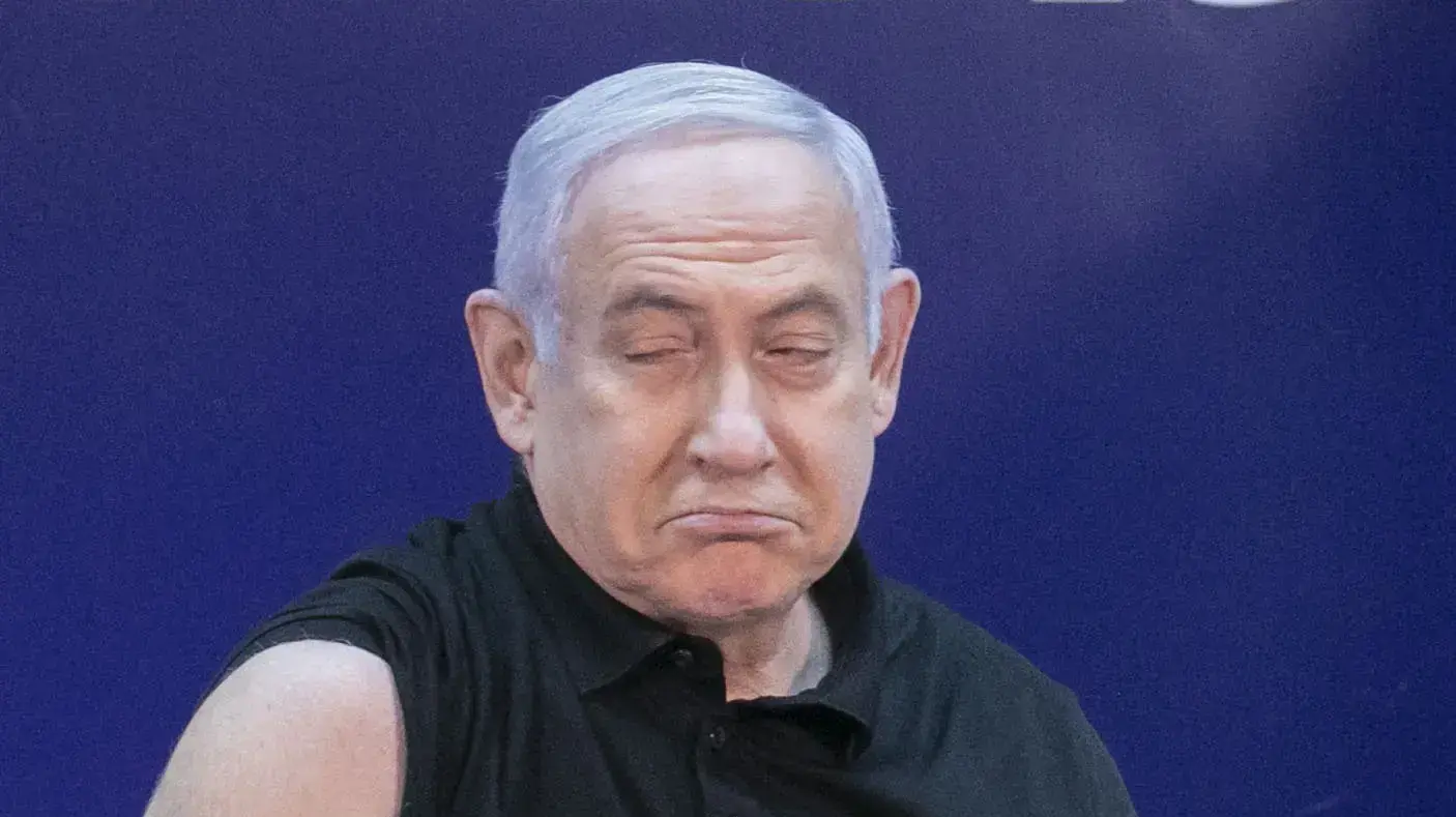 ראש הממשלה בנימין נתניהו ושר הבריאות יולי אדלשטיין התחסנו נגד נגיף הקורונה מרכז הרפואי ״שיבא״ תל השומר לקראת מבצע החיסונים ״תן כתף״, 19 בדצמבר 2020 ראש הממשלה בנימין נתניהו ושר הבריאות יולי אדלשטיין התחסנו נגד נגיף הקורונה מרכז הרפואי ״שיבא״ תל השומר לקראת מבצע החיסונים ״תן כתף״, 19 בדצמבר 2020
