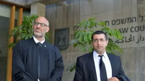עורכי הדין יהודה פריד וטל גבאי עורכי הדין יהודה פריד וטל גבאי