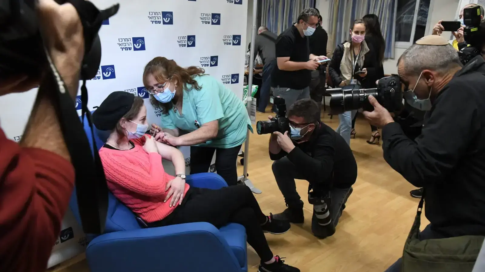 מתן חיסונים בראשל"צ 30 בדצמבר 2020 מתן חיסונים בראשל"צ 30 בדצמבר 2020