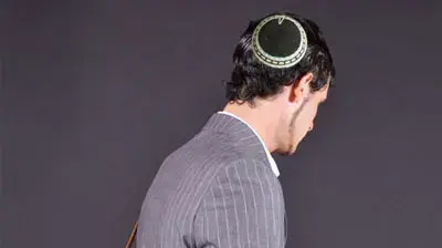 גיטרה חשמלית כיפה