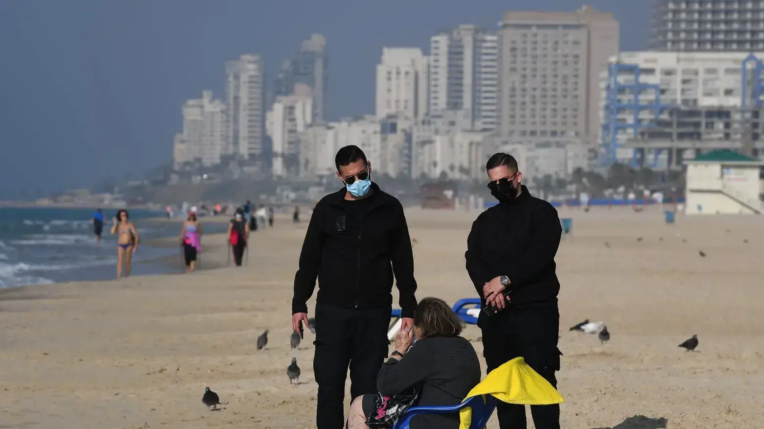 אכיפה חוף ראשון לציון, 10 בינואר 2021 אכיפה חוף ראשון לציון, 10 בינואר 2021