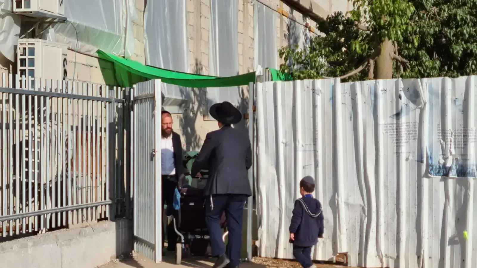 פתיחת מוסדות הלימוד במגזר החרדי באשדוד, 12 בינואר 2021 פתיחת מוסדות הלימוד במגזר החרדי באשדוד, 12 בינואר 2021