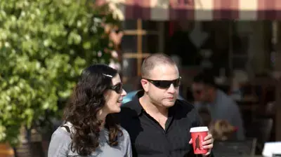 פיני אסקל יסמין לוי פפראצי