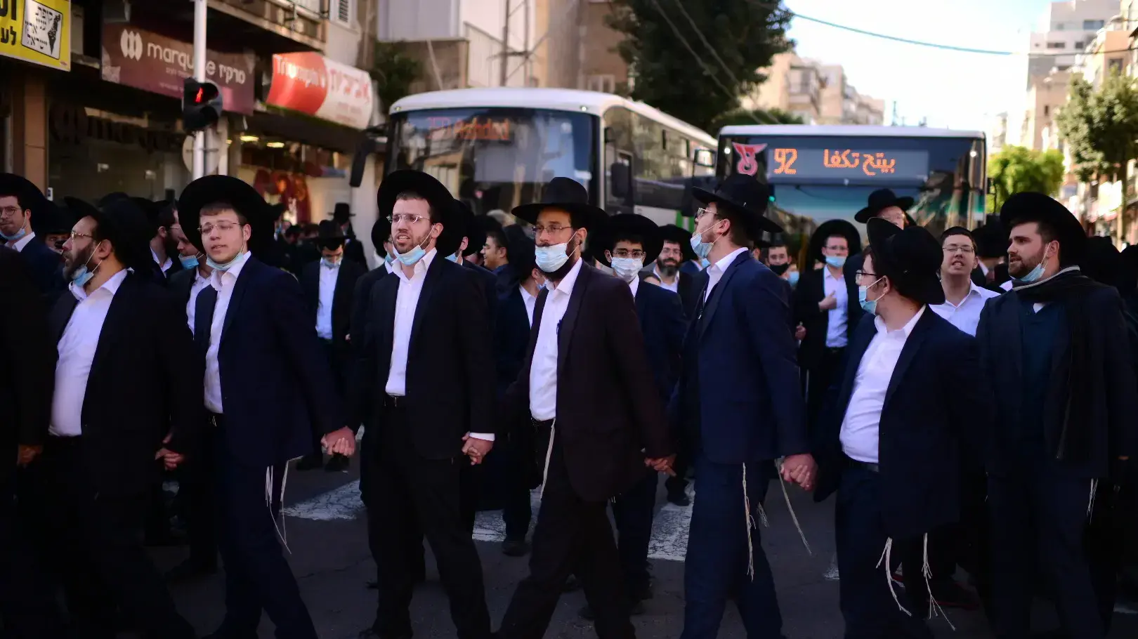 מפגינים חרדים, כיכר השבת בני ברק, 24 בינואר 2021