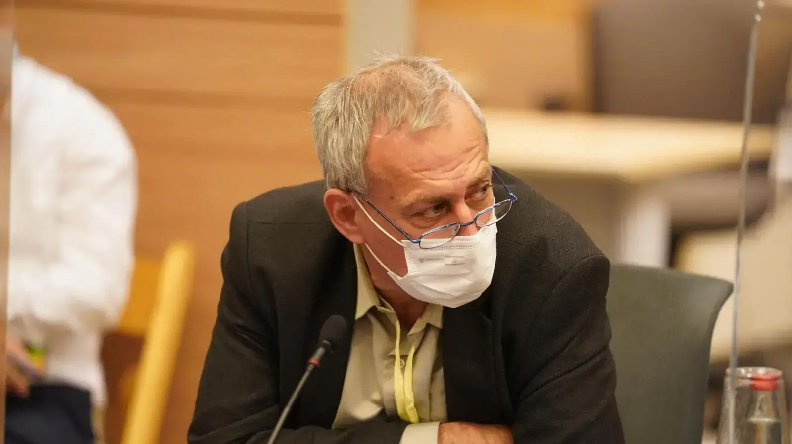 ועדת החוקה | פרויקטור הקורונה, נחמן אש במהלך דיון בנושא מעקב אחר התקדמות פרויקט 'הדרכון הירוק' למתחסנים ומחלימים בהשתתפות: שר הבריאות, יולי אדלשטיין 26 בינואר 2021