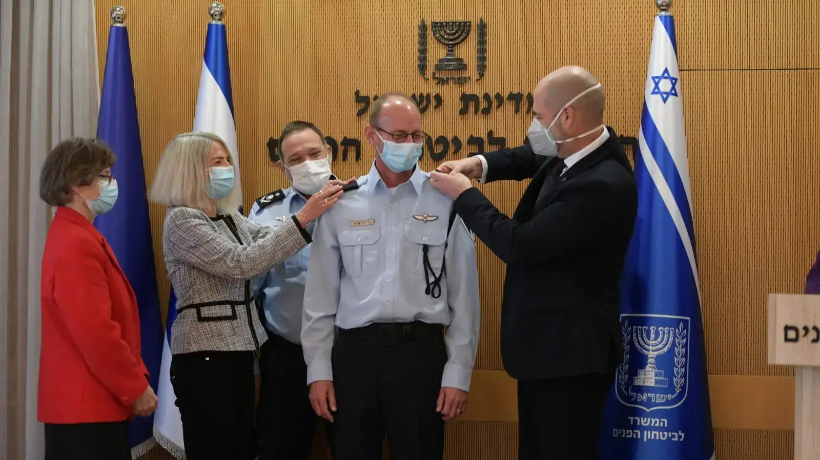השר לביטחון הפנים אמיר אוחנה ומפכ"ל המשטרה רנ"צ יעקב שבתאי עם תנ"צ דני קריבו שמונה לתפקיד מ״מ ר׳ אגף התכנון במשטרת ישראל, 26 בינואר 2021 השר לביטחון הפנים אמיר אוחנה ומפכ"ל המשטרה רנ"צ יעקב שבתאי עם תנ"צ דני קריבו שמונה לתפקיד מ״מ ר׳ אגף התכנון במשטרת ישראל, 26 בינואר 2021
