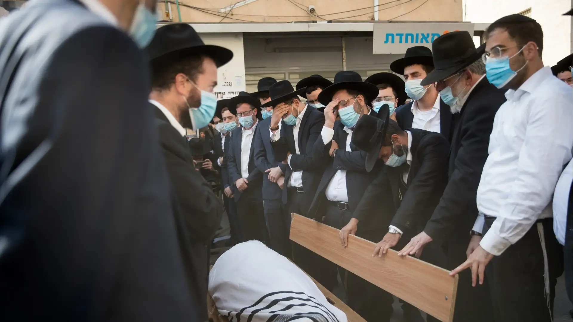הלוויתו של הרב משולם דוד סולובייצ'יק. הר המנוחות, ירושלים 31 בינואר 2021 הלוויתו של הרב משולם דוד סולובייצ'יק. הר המנוחות, ירושלים 31 בינואר 2021
