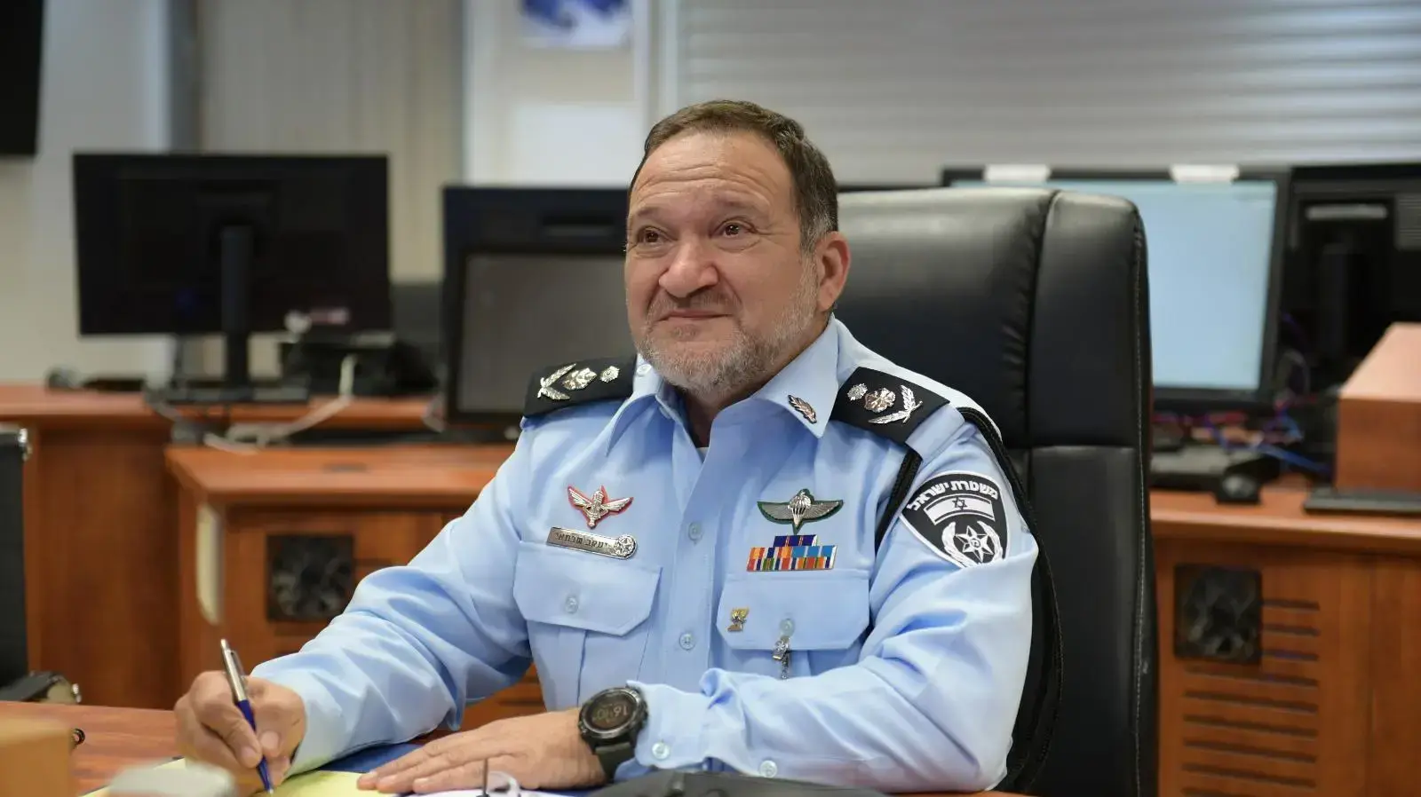 מפכ"ל המשטרה רנ״צ יעקב שבתאי, שוחח עם נציגי משטרת ישראל ברחבי העולם, בצל האירוע שהתרחש בסופ״ש שבו התפוצץ מטען בסמוך לנציגות ישראל בדלהי שבהודו.31 בינואר 2021 מפכ"ל המשטרה רנ״צ יעקב שבתאי, שוחח עם נציגי משטרת ישראל ברחבי העולם, בצל האירוע שהתרחש בסופ״ש שבו התפוצץ מטען בסמוך לנציגות ישראל בדלהי שבהודו.31 בינואר 2021