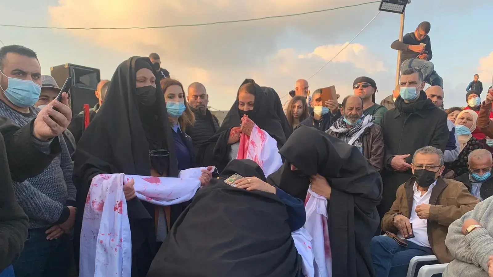 פהימה, אמו של אחמד חיג'אזי, בהפגנת מחאה על האלימות במגזר הערבי, טמרה, 6 בפברואר 2021 פהימה, אמו של אחמד חיג'אזי, בהפגנת מחאה על האלימות במגזר הערבי, טמרה, 6 בפברואר 2021