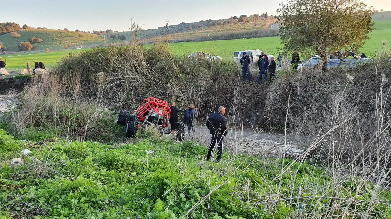 הנזקים שגורמים נהגי הכלים המוטוריים לשדות