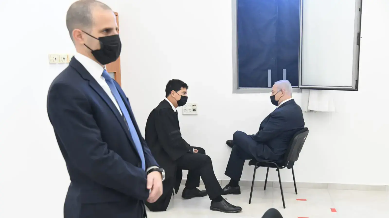 רה"מ נתניהו, בפתח דיון במשפטו בבית המשפט המחוזי, ירושלים 8 בפברואר 2021 רה"מ נתניהו, בפתח דיון במשפטו בבית המשפט המחוזי, ירושלים 8 בפברואר 2021