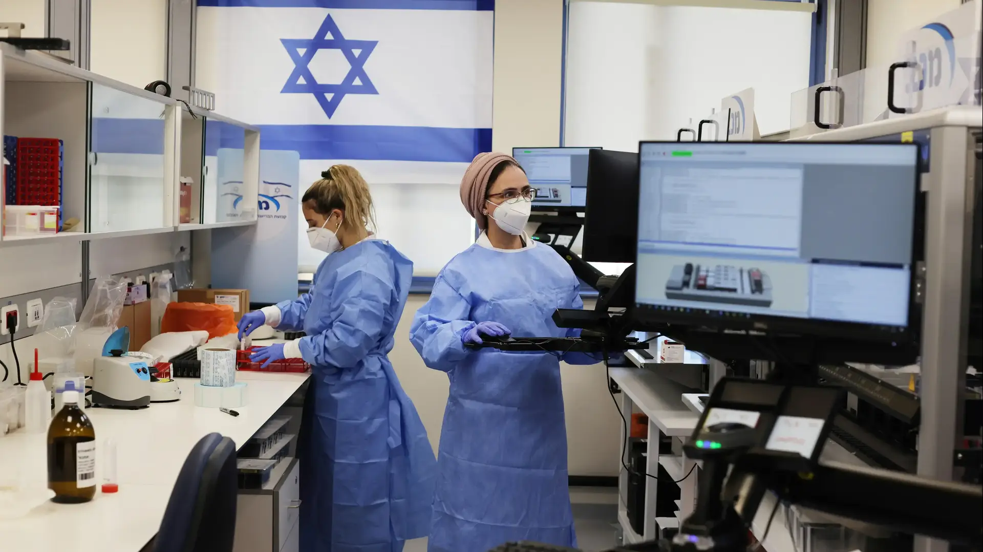 מחלקת קורונה בבית החולים שיבא בתל השומר, 8 בפברואר 2021 מחלקת קורונה בבית החולים שיבא בתל השומר, 8 בפברואר 2021