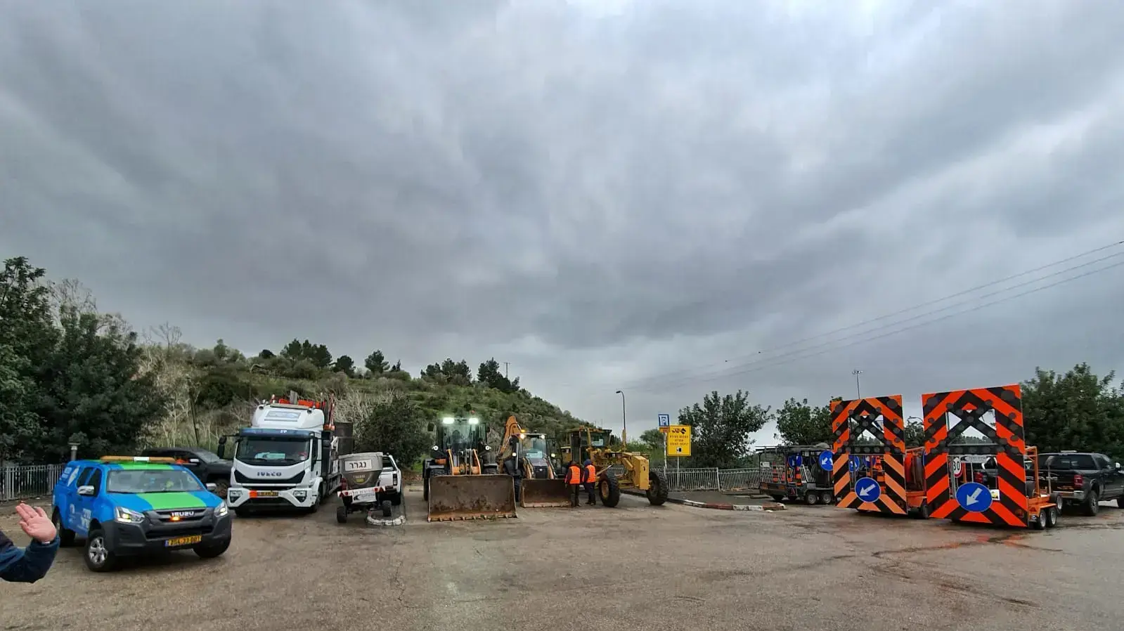 היערכות כלים של נתיבי ישראל במחלף שורש, 17 בפברואר 2021 היערכות כלים של נתיבי ישראל במחלף שורש, 17 בפברואר 2021