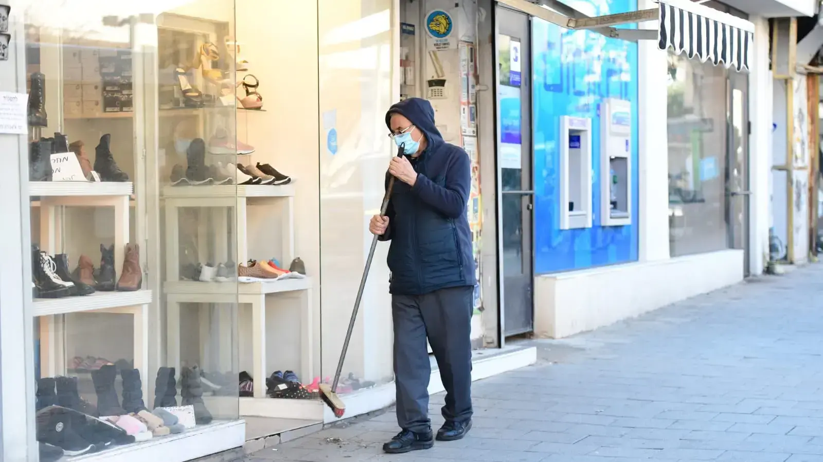 פתיחת חנויות ברחוב אלנבי בתל אביב, 21 בפברואר 2021 פתיחת חנויות ברחוב אלנבי בתל אביב, 21 בפברואר 2021