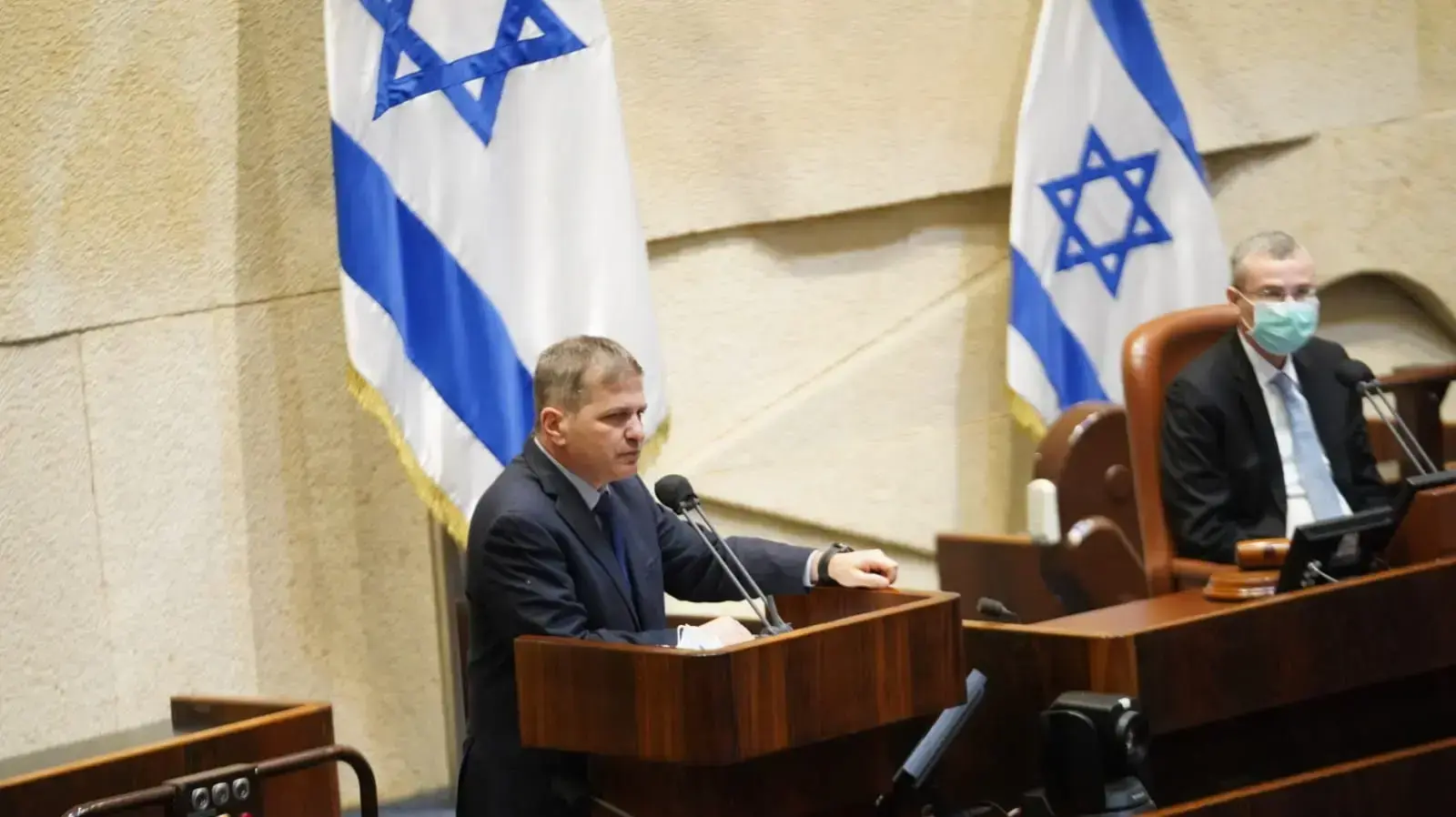 סגן שר הבריאות, יואב קיש במהלך נאומו במליאת הכנסת 22 בפברואר 2021 סגן שר הבריאות, יואב קיש במהלך נאומו במליאת הכנסת 22 בפברואר 2021