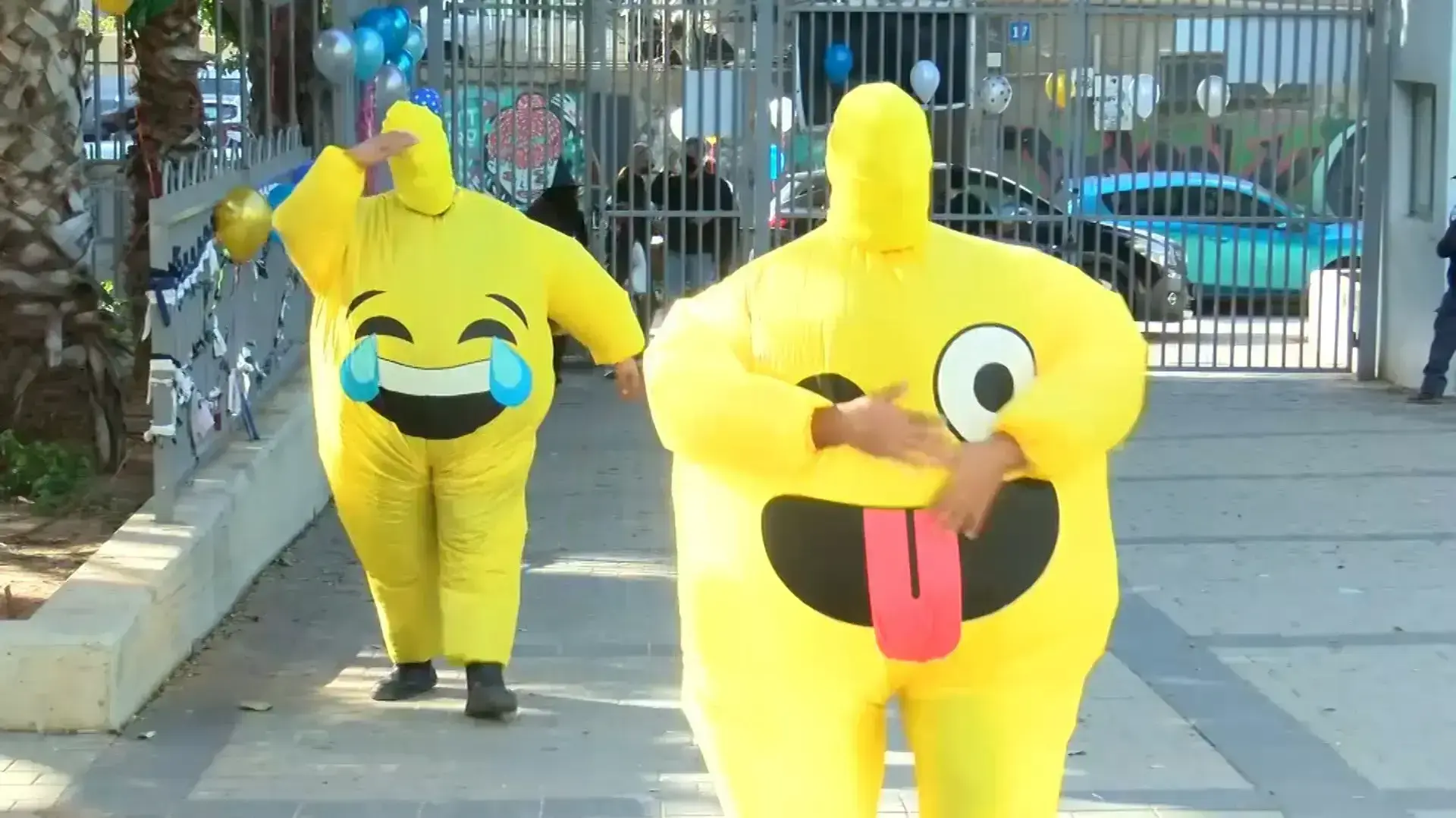 בלי מסיבות, עם תחפושות ומשלוחי מנות: בבתי הספר חוגגים את פורים לפי ההגבלות 
24.2.21