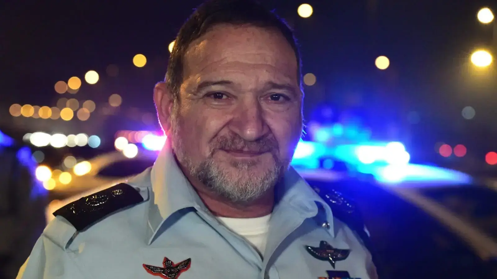 מפכ"ל המשטרה, קובי שבתאי במהלך הצהרה לתקשורת בצומת מורשה עם כניסתו של העוצר הלילי 25 בפברואר 2021 מפכ"ל המשטרה, קובי שבתאי במהלך הצהרה לתקשורת בצומת מורשה עם כניסתו של העוצר הלילי 25 בפברואר 2021