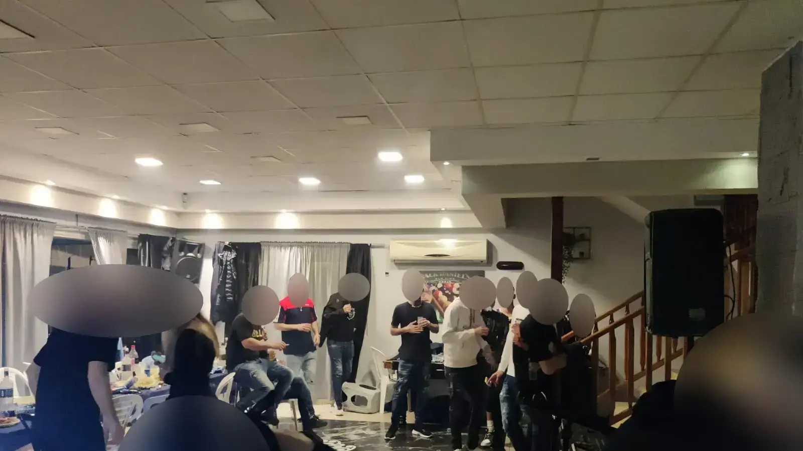 מסיבת פורים שנערכה בניגוד לתקנות הקורונה בוילה בגורן בצפון. 26 בפברואר 2021