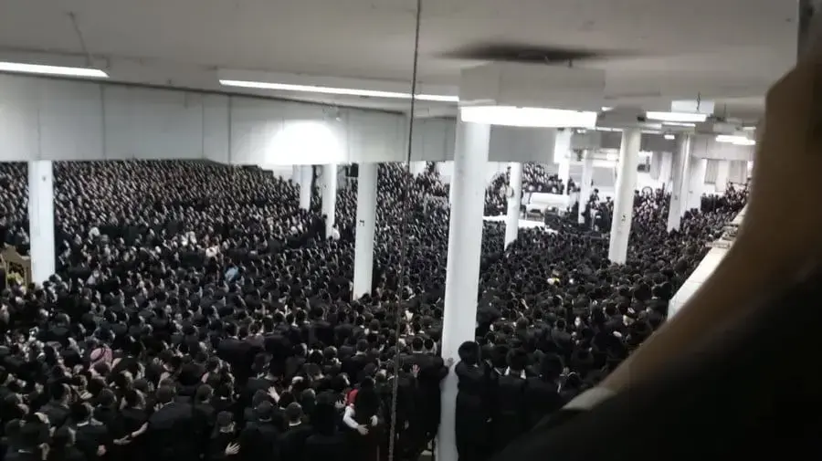 בניגוד להנחיות, טיש בחסידות גור בירושלים בניגוד להנחיות, טיש בחסידות גור בירושלים