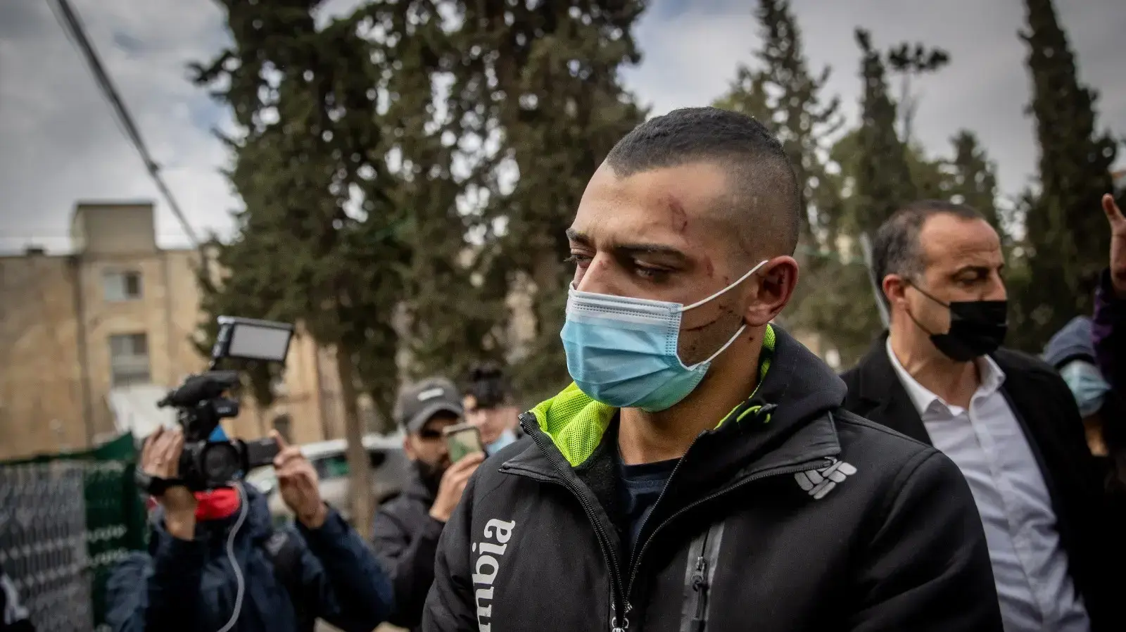 הארכת מעצר | נהג רכב ההסעות שדרס למוות גבר ברחוב החומה השלישית בירושלים. שלום ירושלים 1 במרץ 2021 הארכת מעצר | נהג רכב ההסעות שדרס למוות גבר ברחוב החומה השלישית בירושלים. שלום ירושלים 1 במרץ 2021