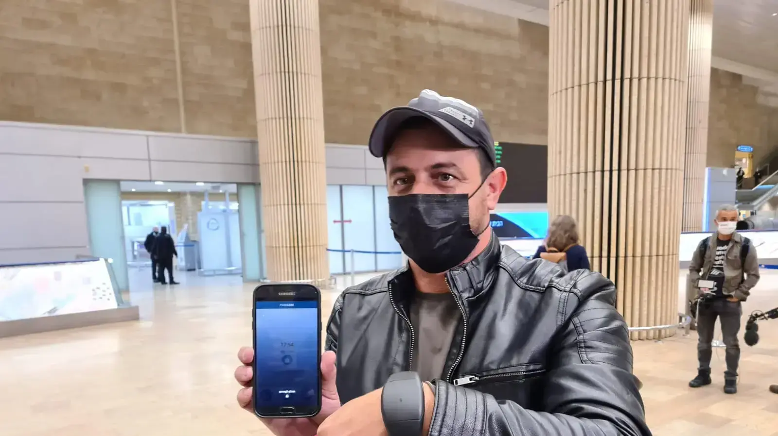 אלחנדרו קיל מארגנטינה, נוסע שקיבל הצמיד האלקטרוני, נתב"ג, 1 במרץ 2021