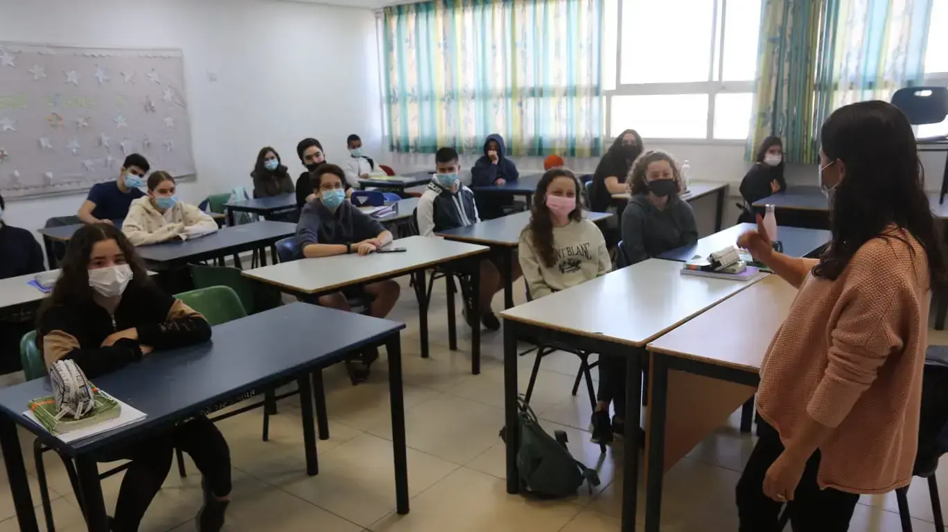 חזרתם ללימודים של תלמידי חטיבת הביניים, בי"ס חקלאי פרדס חנה, 7 במרץ 2021