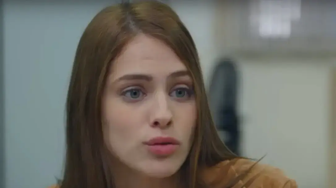 מותק בול באמצע מותק בול באמצע