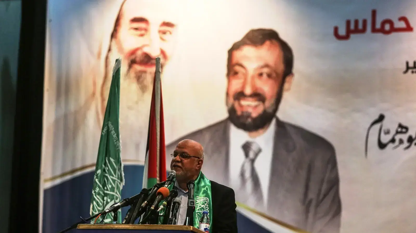 בכיר חמאס ניזאר עוודאללה בכנס ברצועת עזה, 3 בפברואר 2018 בכיר חמאס ניזאר עוודאללה בכנס ברצועת עזה, 3 בפברואר 2018