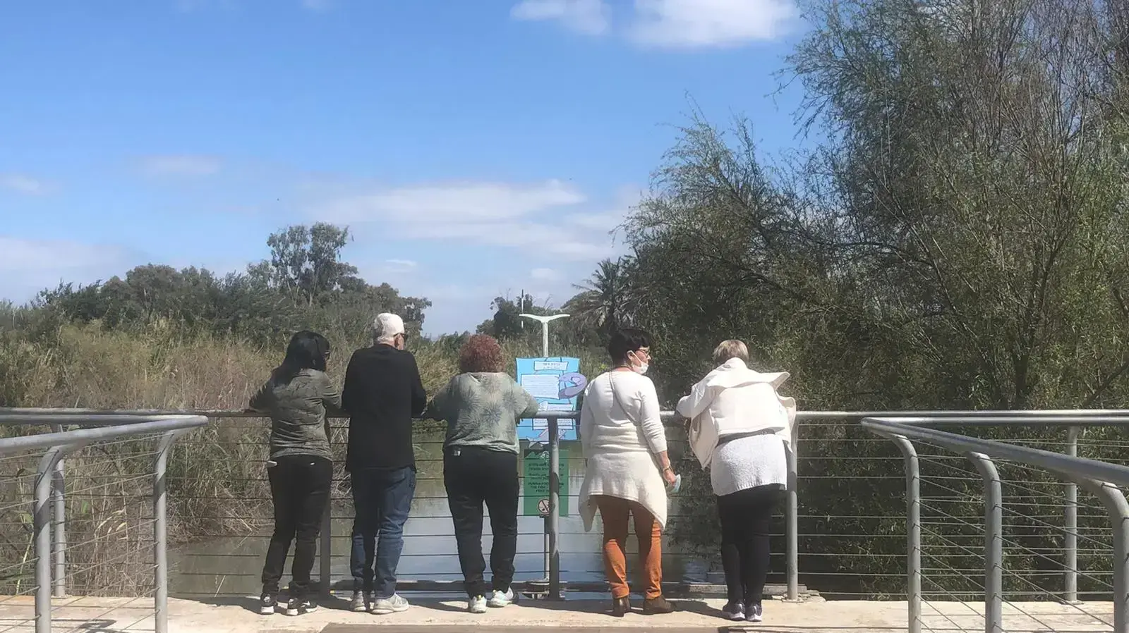 מטיילים בשמורת טבע עין אפק. 13 במרץ 2021 מטיילים בשמורת טבע עין אפק. 13 במרץ 2021