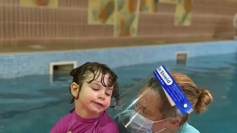 ענבר פז ענבר פז